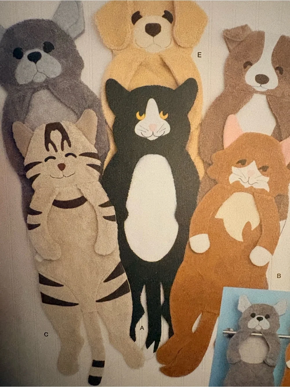 BN UNCUT SIMPLICITY 9443 OS SEWING PATTERNS ANIMAL TOWELS